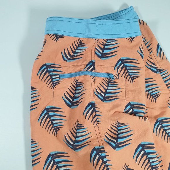 Patagonia Boys Size 28" Waist Swim Board Shorts Lace Closure Vacation Logo Beach - Picture 3 of 5